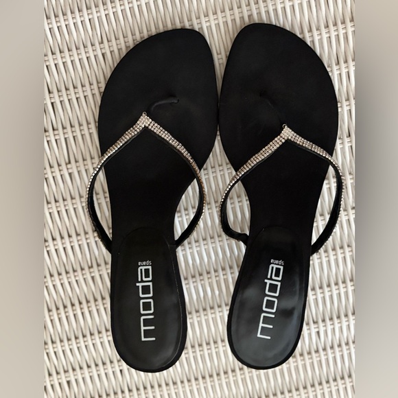 Moda Black Rhinestone Sandals - Picture 1 of 6